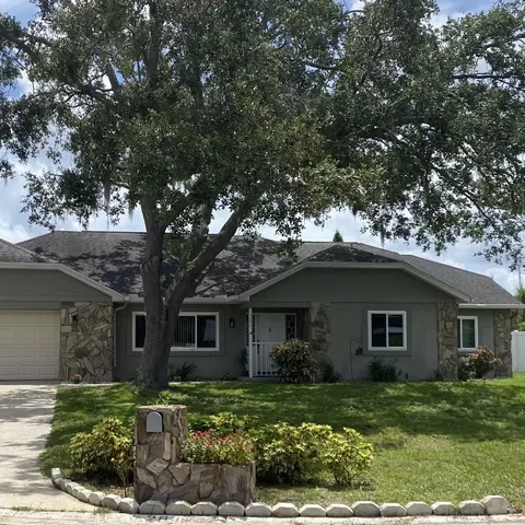 2204 Krista Ln, Brandon, FL 33511