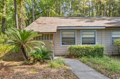 6912 SW 45th Ave, Gainesville, FL 32608