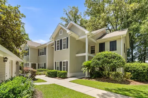 10000 SW 52nd Ave #109, Gainesville, FL 32608