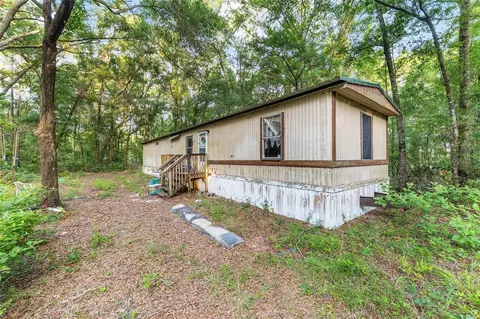 559 NW 62nd Ct, Bell, FL 32619