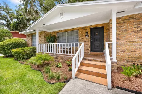 3736 NW 7th Ave, Gainesville, FL 32607