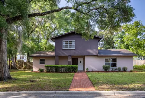 2147 NW 7th Pl, Gainesville, FL 32603