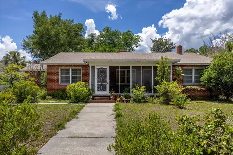 718 NE 3rd St, Gainesville, FL 32601