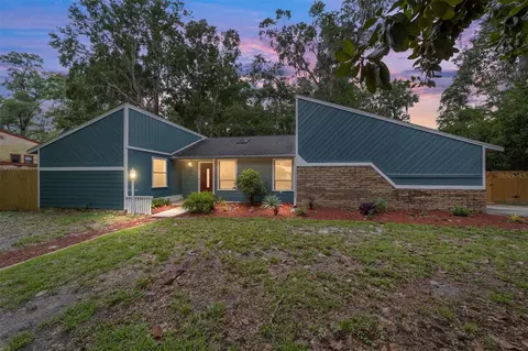 5328 SW 80th St, Gainesville, FL 32608