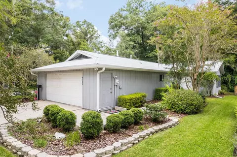 8525 NW 37th Dr, Gainesville, FL 32653