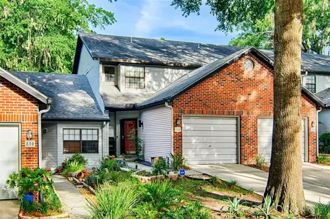 832 NW 42nd Ter, Gainesville, FL 32605