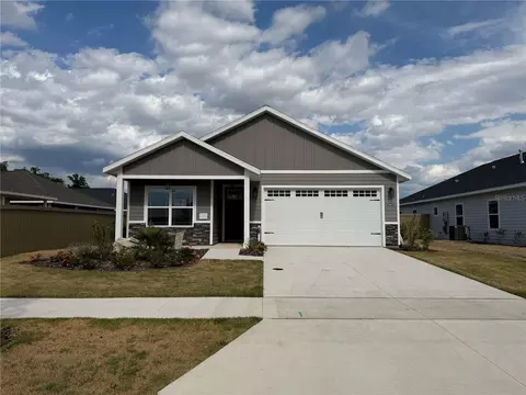 1021 SW 67th Way, Gainesville, FL 32607