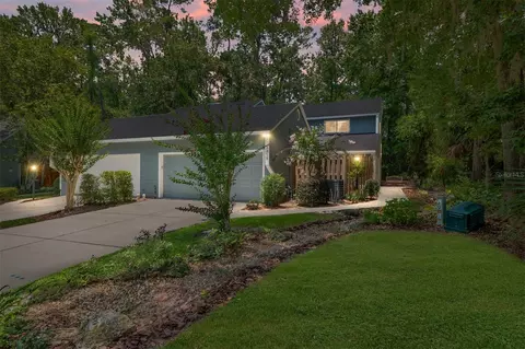 5315 NW 9th Ln, Gainesville, FL 32605