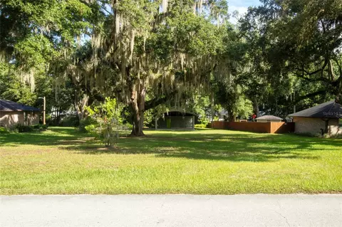 523 SE 28th Way, Melrose, FL 32666