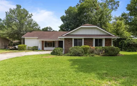 4520 NW 43rd Pl, Gainesville, FL 32606