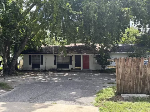 1001 SW 61st St, Gainesville, FL 32607 photo 1