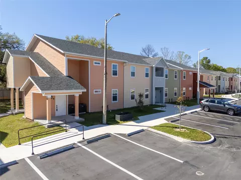 1581 NW 29th Rd #11, Gainesville, FL 32605