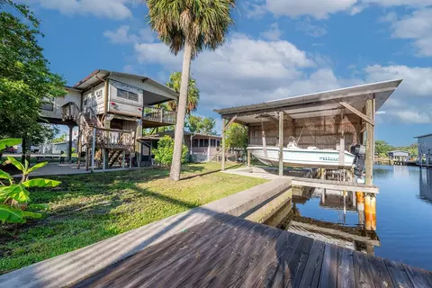 94 SE 899 Ave, Old Town, FL 32680