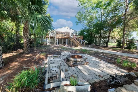 145 SE 904 Ave, Suwannee, FL 32692