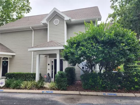 10000 SW 52nd Ave #15, Gainesville, FL 32608
