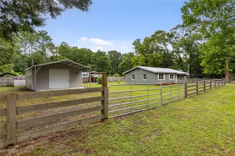 18245 NW 235th St, High Springs, FL 32643