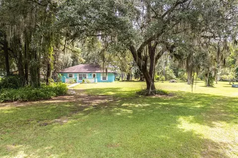 Exterior - 8465 NW 186th St, Reddick, FL 32686 photo 1 of 30