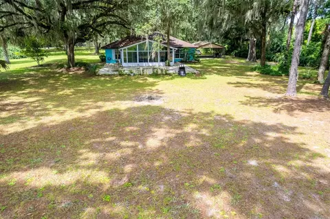 Exterior - 8465 NW 186th St, Reddick, FL 32686 photo 9 of 30