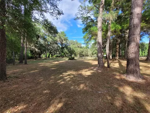 Exterior - 8465 NW 186th St, Reddick, FL 32686 photo 21 of 30