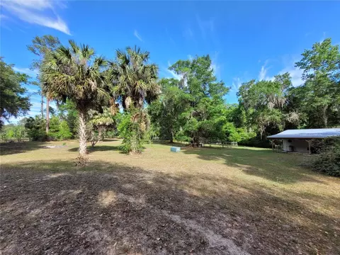 Exterior - 8465 NW 186th St, Reddick, FL 32686 photo 25 of 30