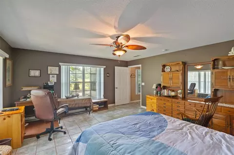 Bedroom - 8465 NW 186th St, Reddick, FL 32686 photo 2 of 5