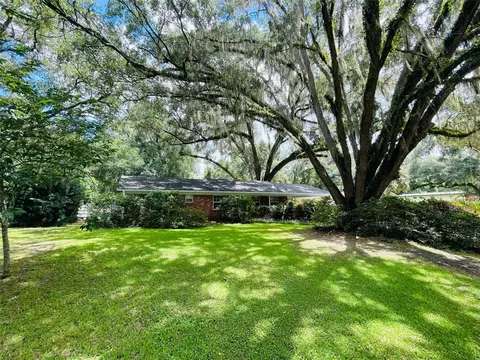 1820 SW 49th Pl, Gainesville, FL 32608