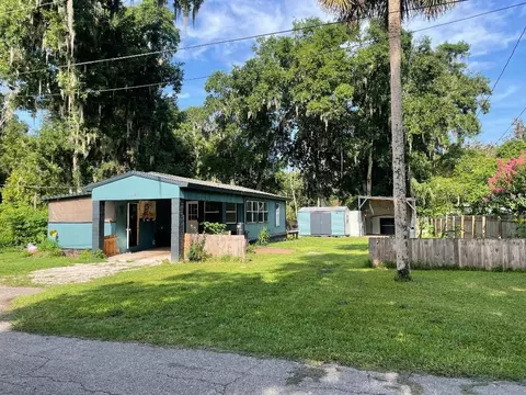 430 SE 74th St, Gainesville, FL 32641