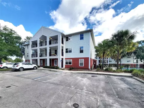 2360 SW Archer Rd #802, Gainesville, FL 32608