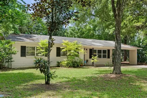 3445 NW 8th Ave, Gainesville, FL 32605