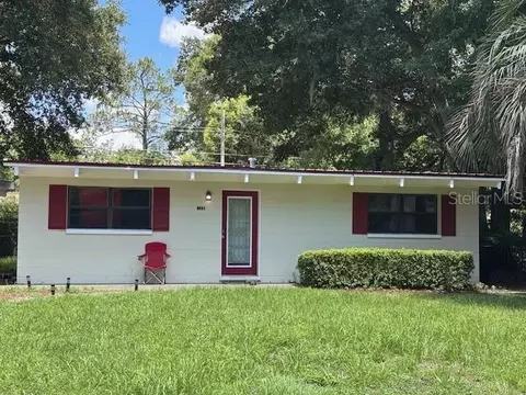 2831 NE 10th St, Gainesville, FL 32609