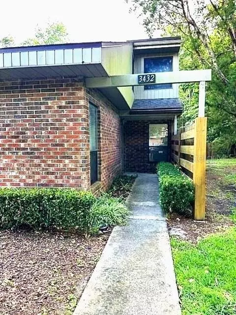 3432 NW 54th Ter, Gainesville, FL 32606