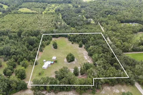 670 SW Bethlehem Ave, Fort White, FL 32038