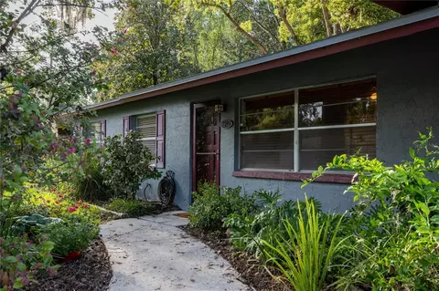 1912 NW 43rd Pl, Gainesville, FL 32605