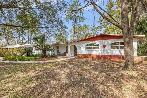 3424 NW 7th Pl, Gainesville, FL 32607
