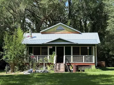 Undisclosed, Gainesville, FL 32609