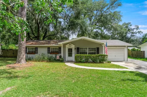 3425 NW 7th Pl, Gainesville, FL 32607