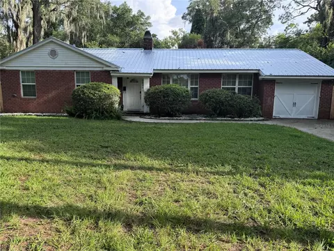 5640 Wiltshire St, Jacksonville, FL 32211