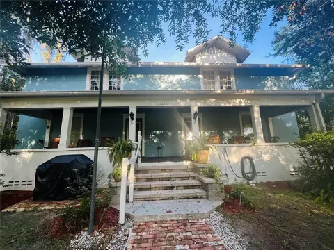 1124 NW 4th St, Gainesville, FL 32601