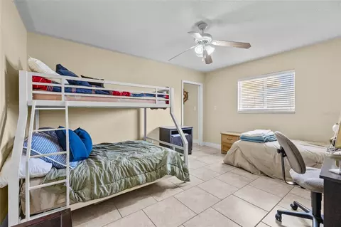 Bedroom - 6417 Baker Rd, Keystone Heights, FL 32656 photo 7 of 8