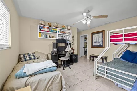 Bedroom - 6417 Baker Rd, Keystone Heights, FL 32656 photo 8 of 8