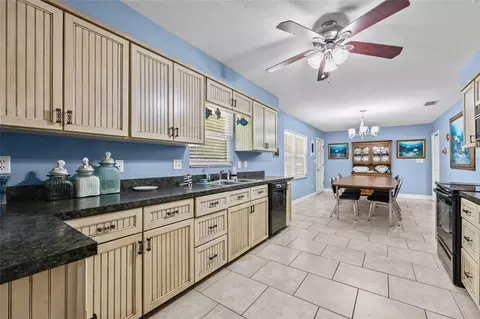 Entry Way - 6417 Baker Rd, Keystone Heights, FL 32656 photo 1 of 1