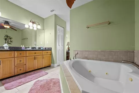 Bath - 6417 Baker Rd, Keystone Heights, FL 32656 photo 2 of 3