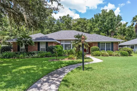 5808 NW 45th Dr, Gainesville, FL 32653