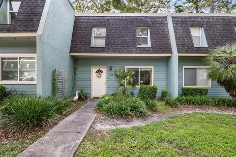 501 SW 75th St #F13, Gainesville, FL 32607