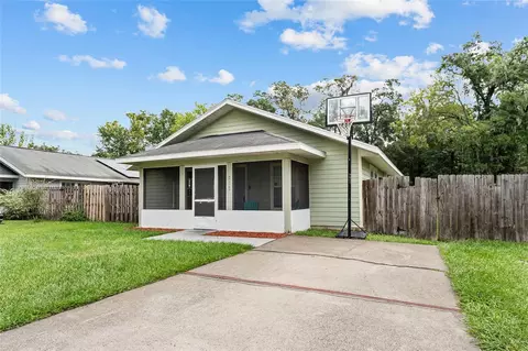 737 NE 18th St, Gainesville, FL 32641