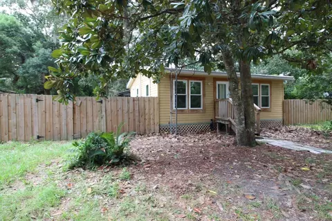 17091 SW 138th Ln, Archer, FL 32618