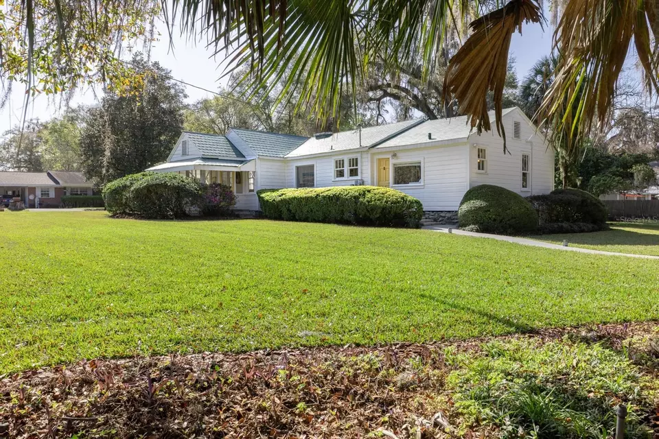 Exterior - 18736 NW 239th St, High Springs, FL 32643 photo 3 of 15