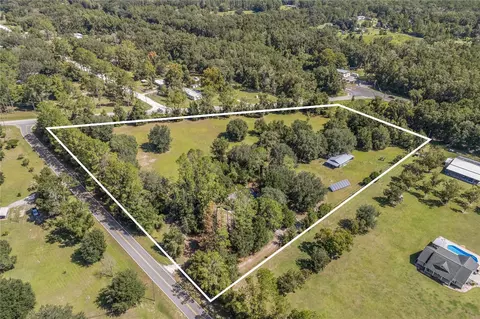 211 SW Heflin Ave, Fort White, FL 32038