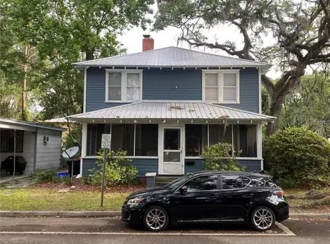 1102 NW 3rd Ave, Gainesville, FL 32601