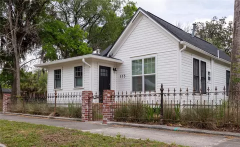 113 NE 7th St, Gainesville, FL 32601